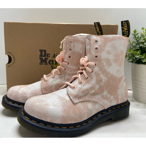 NEW Dr. Martens 1460 Pascal Women’s 8-Eye Lace Boots Tie Dye Suede Pink/White 7 - Picture 2 of 13